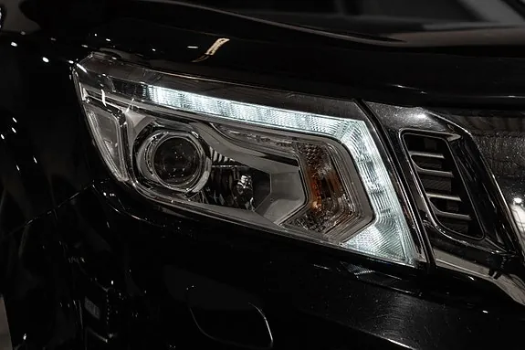 Nissan Navara 2017 photo 4