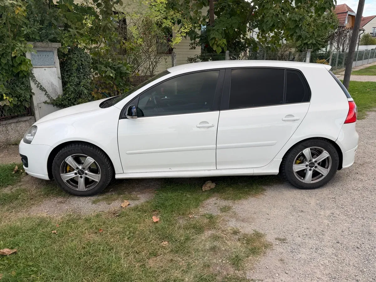 Volkswagen Golf 2007 photo 2