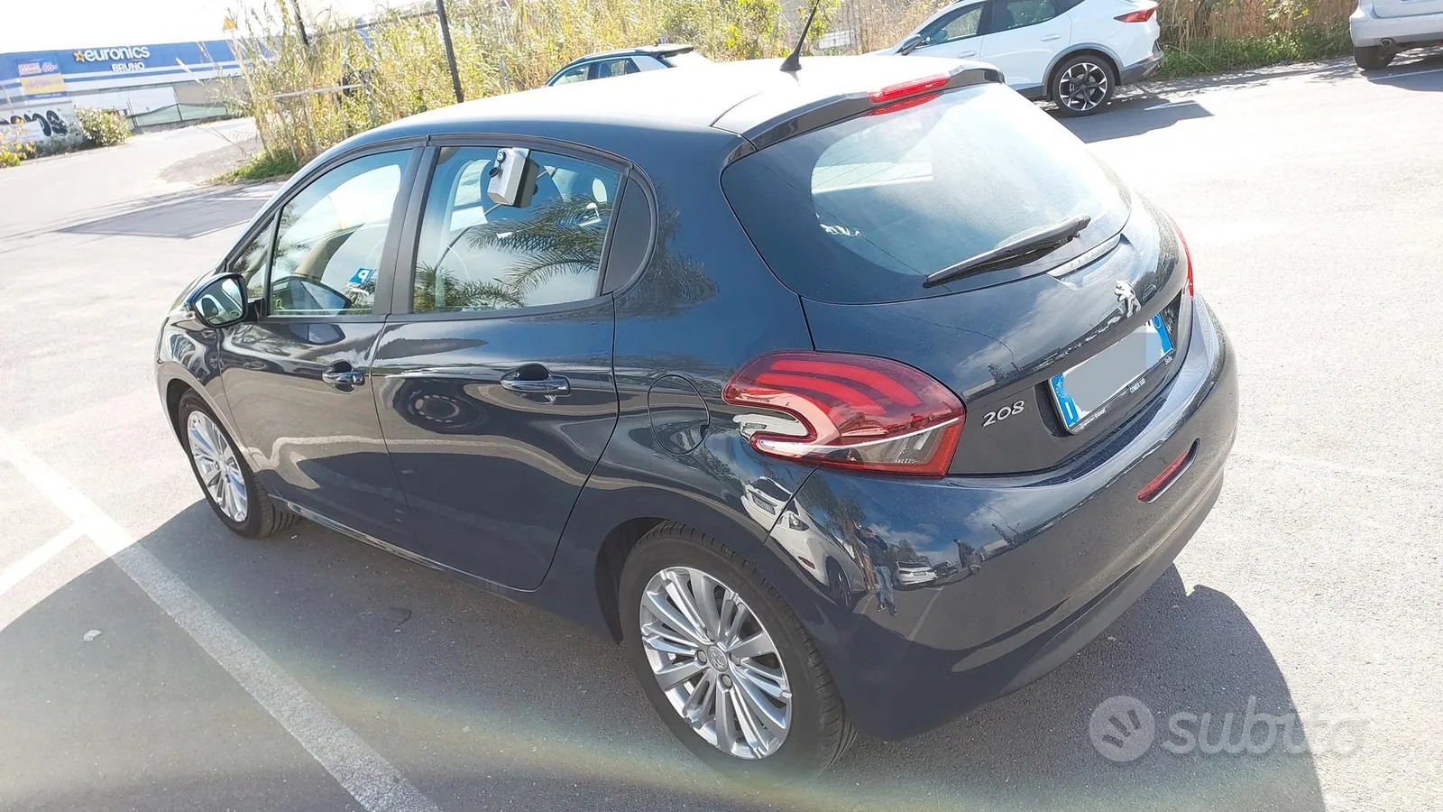 Peugeot 208 2017 photo 2