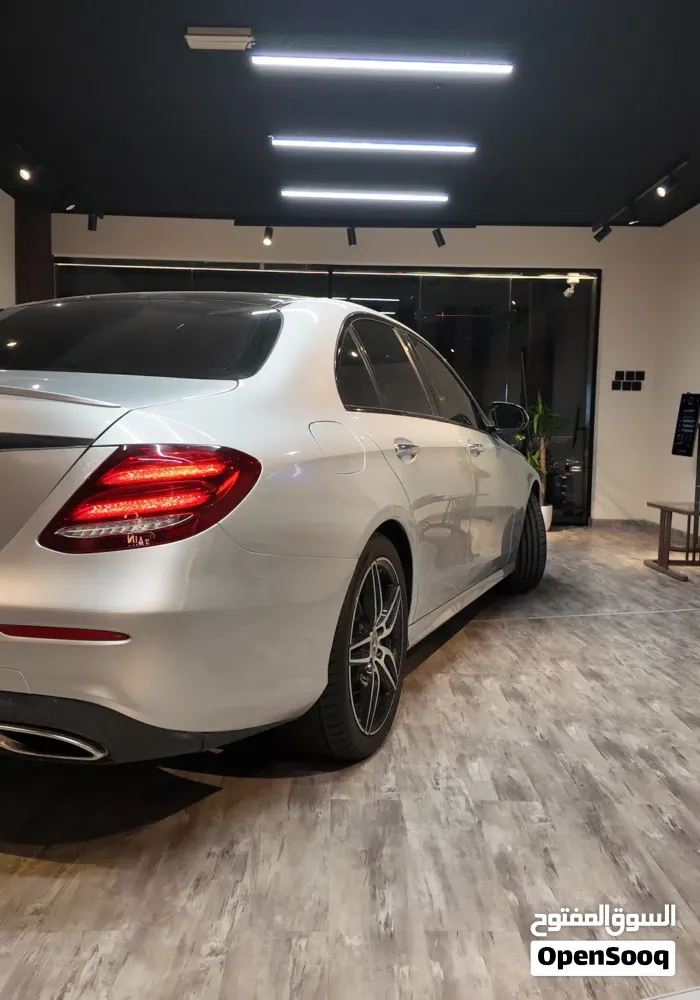 Mercedes-Benz E-Class 2019 photo 4