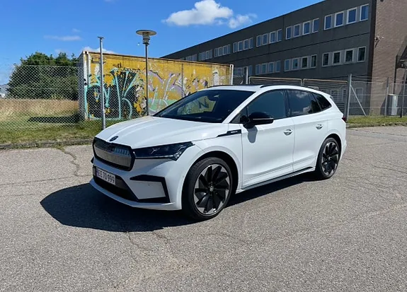 Skoda Enyaq 2022 photo 2