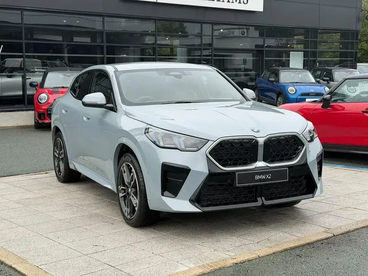 BMW X2