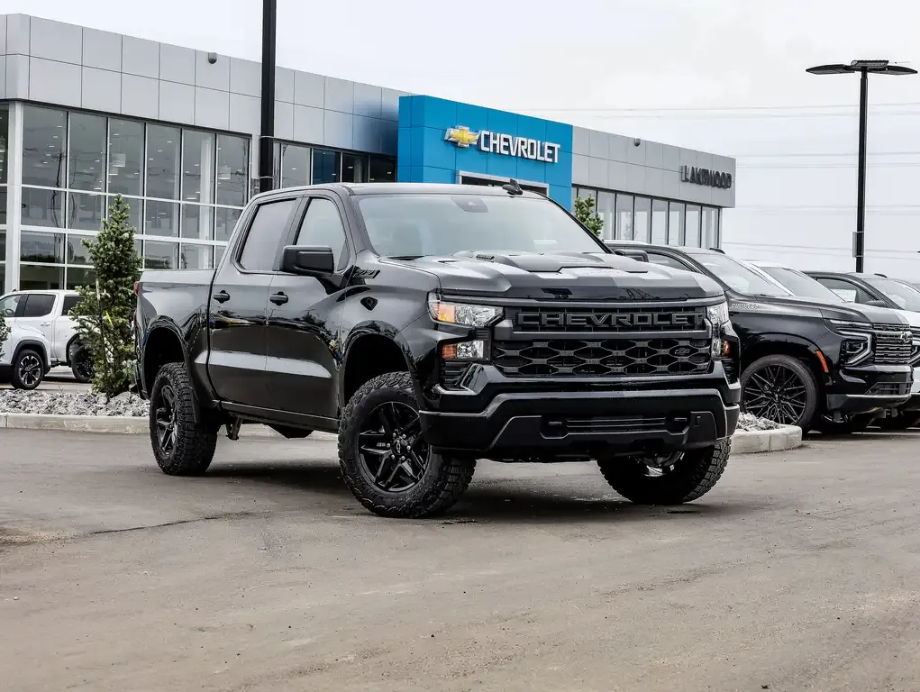 Chevrolet Silverado 1500 2026 photo 2