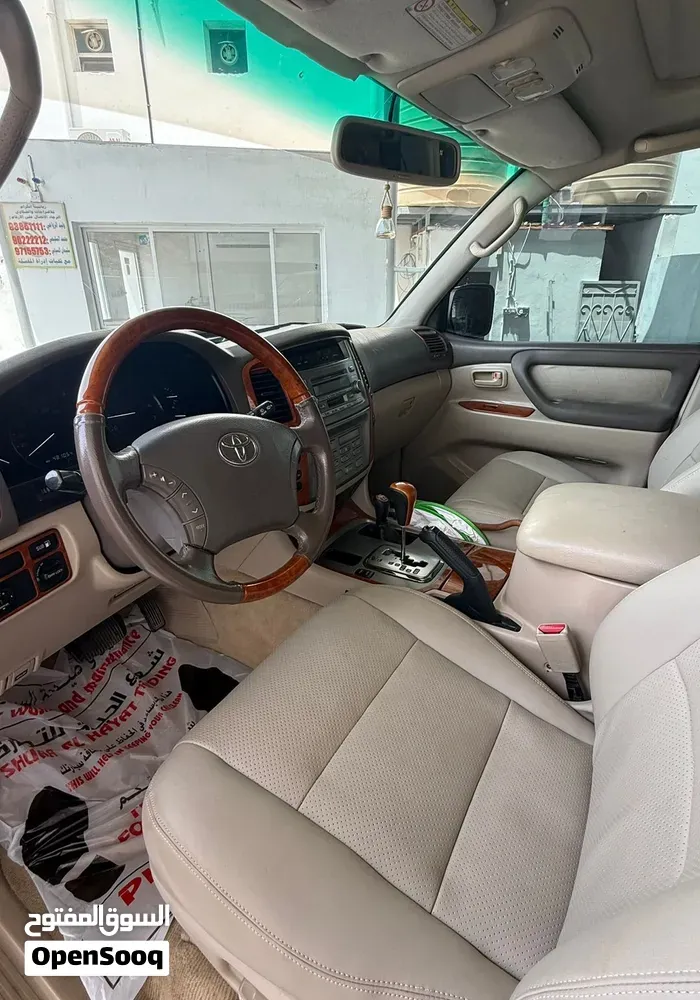 Toyota Land Cruiser 2007 photo 2