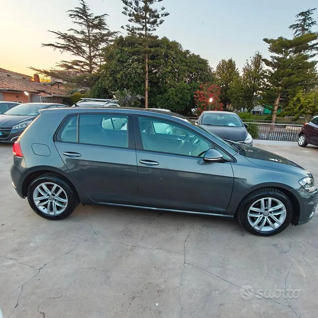 Volkswagen Golf 2018 photo 4