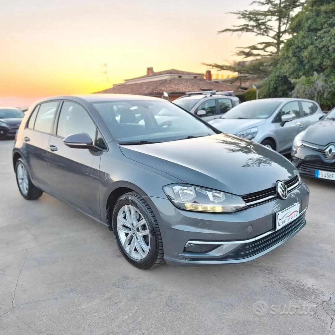 Volkswagen Golf 2018 photo 2