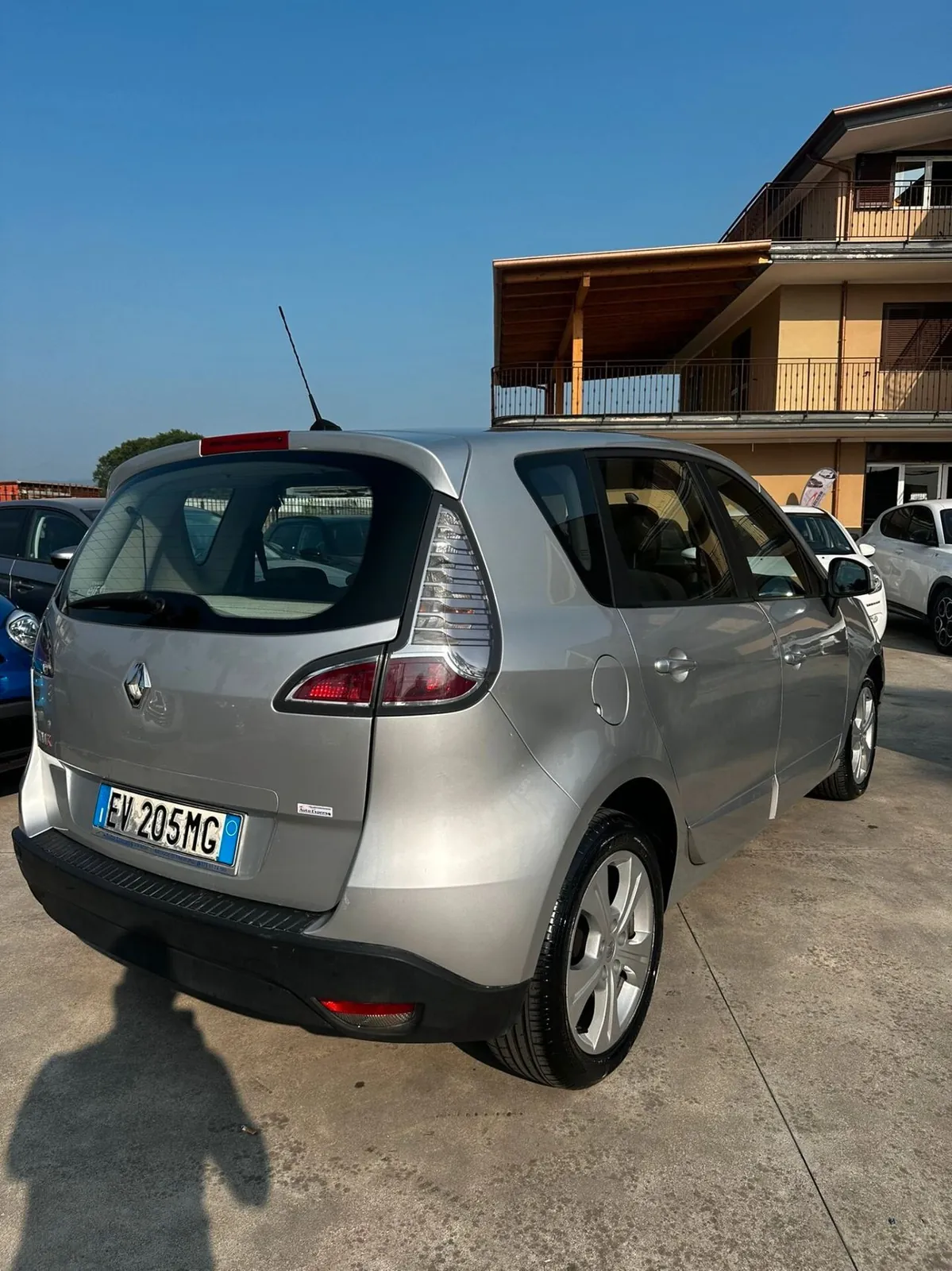 Renault Scenic 2014 photo 4
