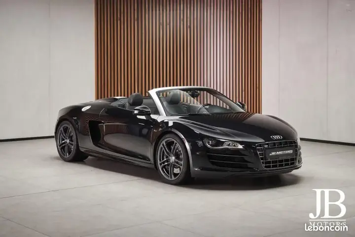 Audi R8 2010 photo 4