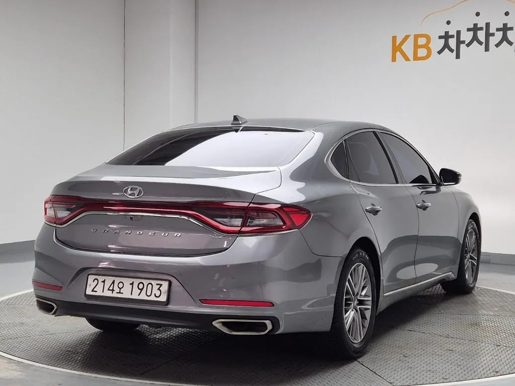 Hyundai Grandeur 2018 photo 3