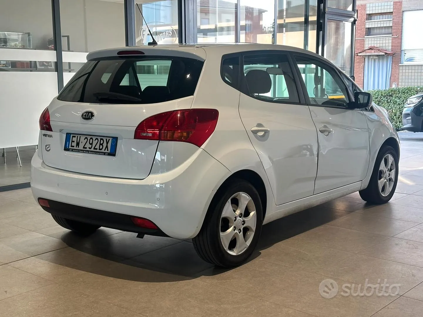 Kia Venga 2014 photo 4