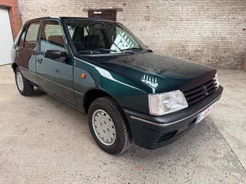 Peugeot 205