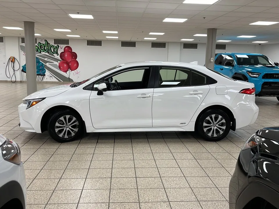 Toyota Corolla 2024 photo 3