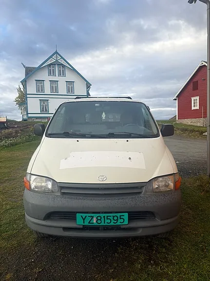 Toyota Hiace 2001 photo 4