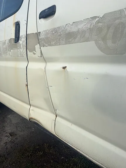 Toyota Hiace 2001 photo 3