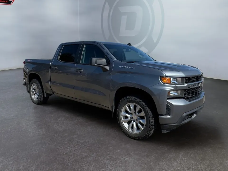Chevrolet Silverado 1500 2021 photo 3