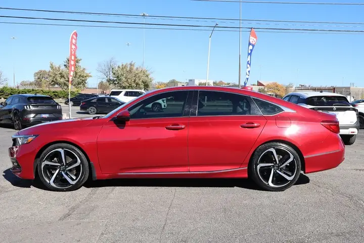 Honda Accord 2019 photo 4