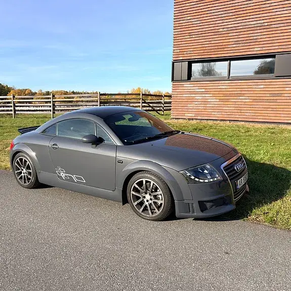 Audi Tt 2002 photo 2