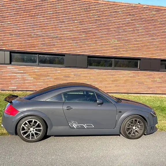 Audi Tt 2002 photo 4