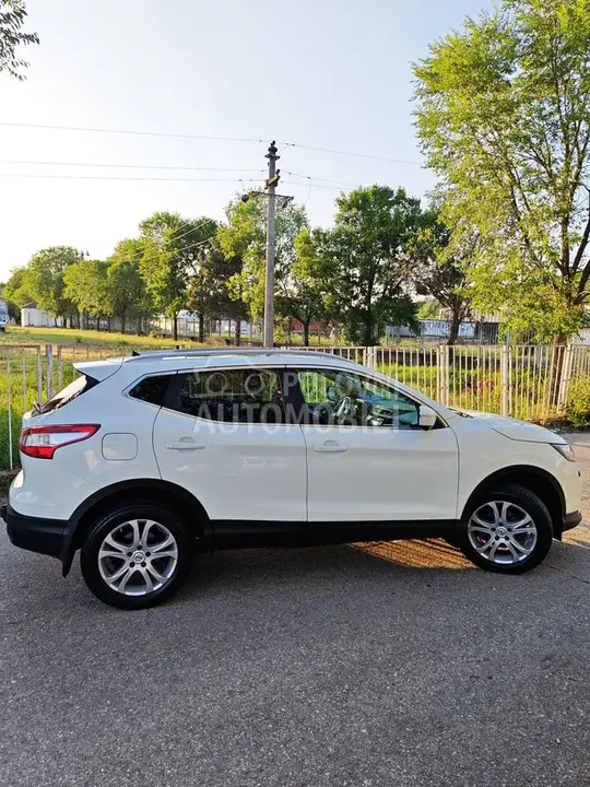 Nissan Qashqai 2014 photo 4