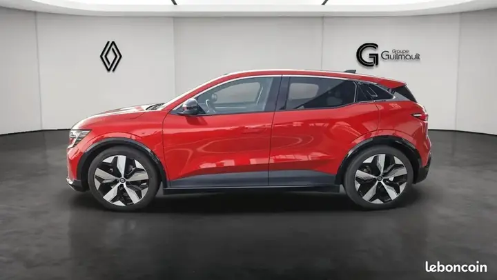 Renault Megane 2022 photo 2