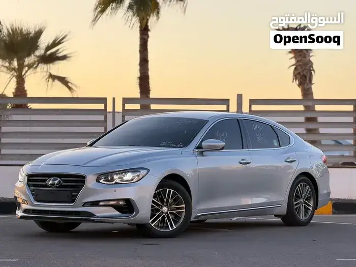 Hyundai Azera 2018 photo 2