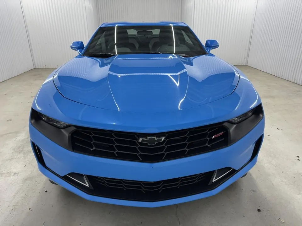 Chevrolet Camaro 2022 photo 2