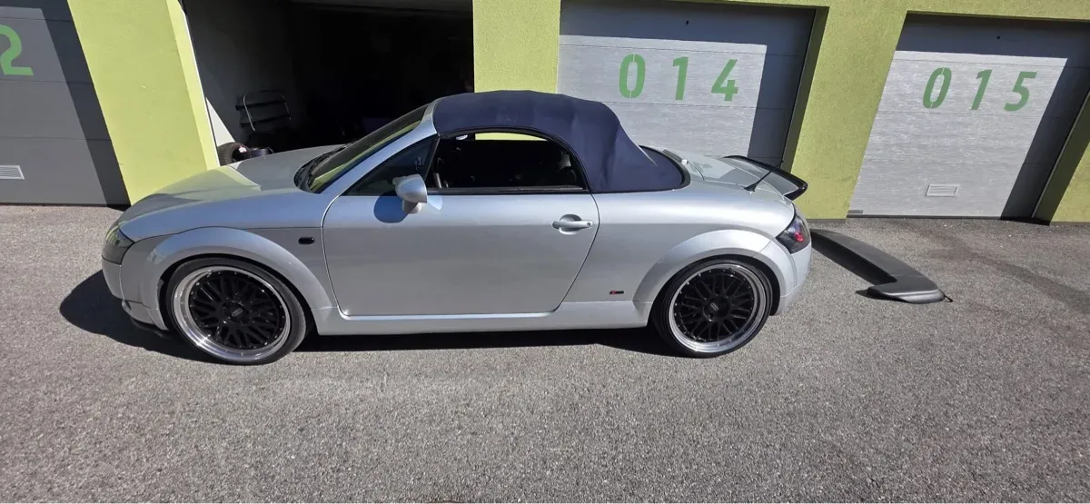 Audi Tt 2002 photo 2