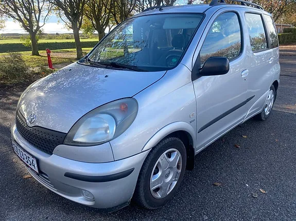 Toyota Yaris Verso