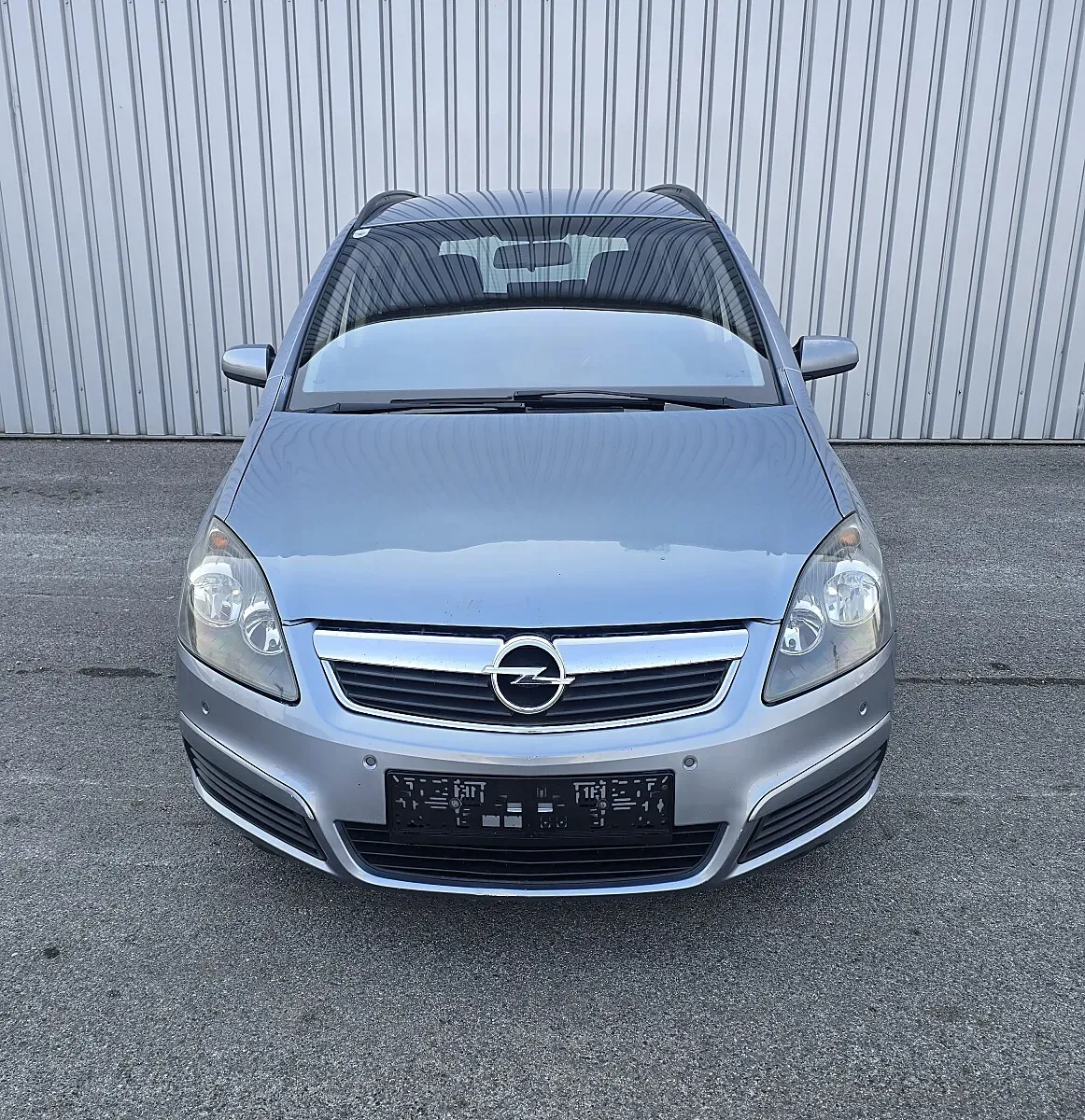 Opel Zafira 2006 photo 2