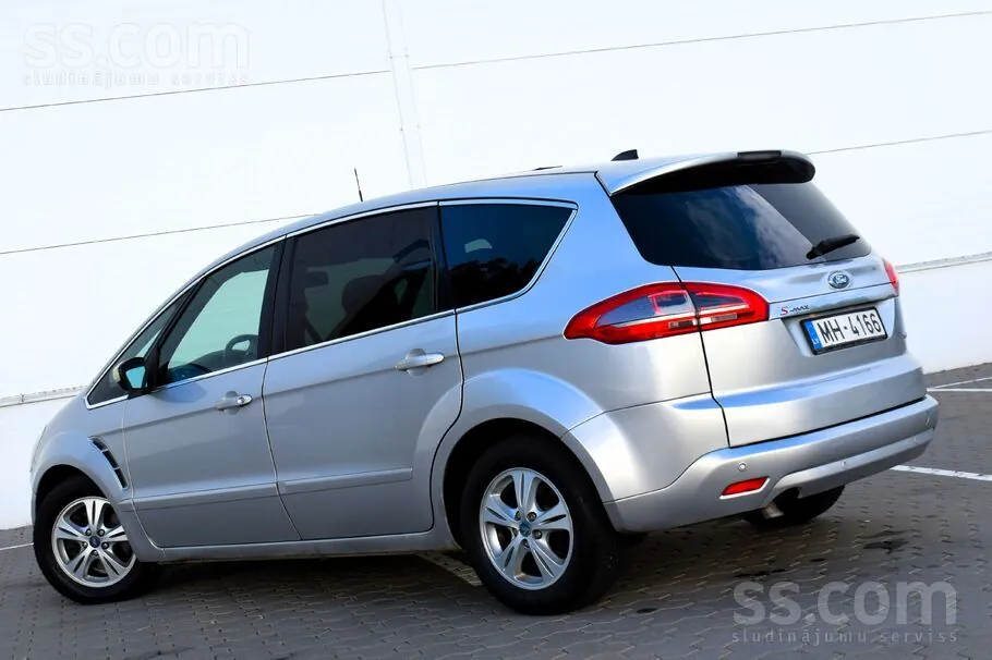 Ford S-Max 2010 photo 5