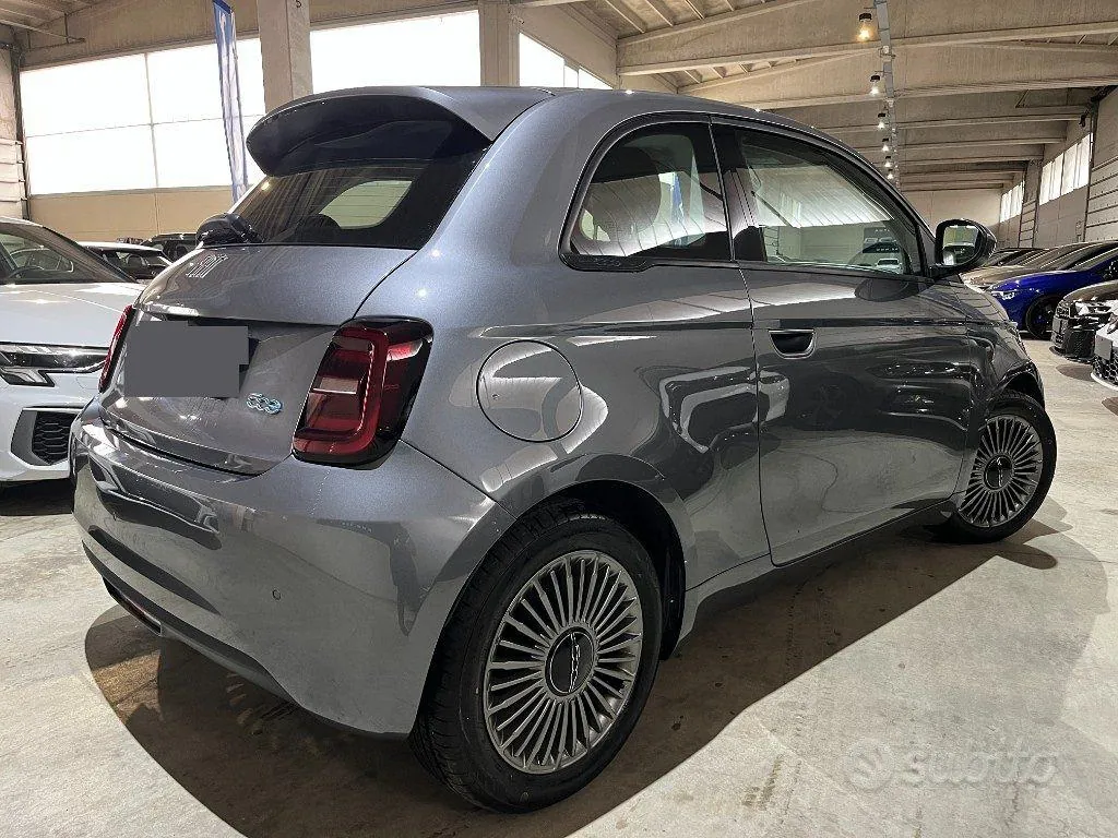 Fiat 500E 2022 photo 4