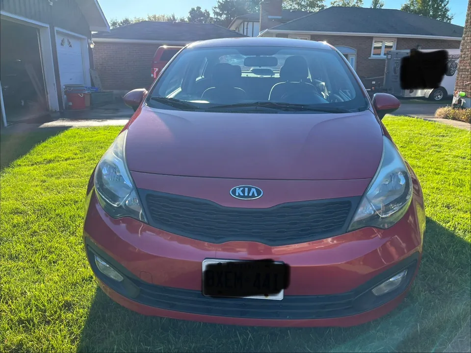 Kia Rio 2013 photo 2