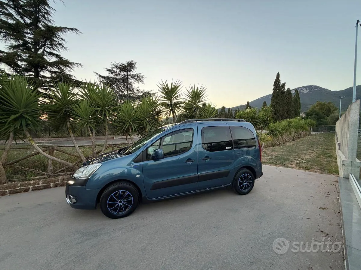 Citroen Berlingo 2012 photo 2
