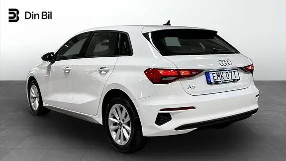 Audi A3 2024 photo 3