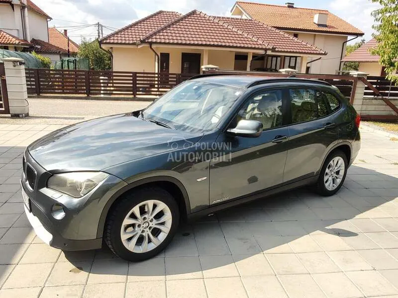 BMW X1 2010 photo 2