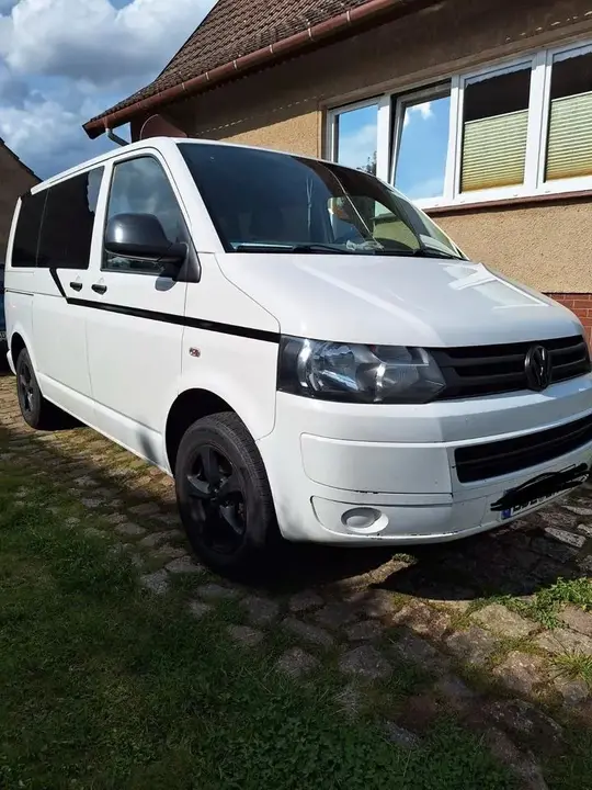 Volkswagen T5 Bus