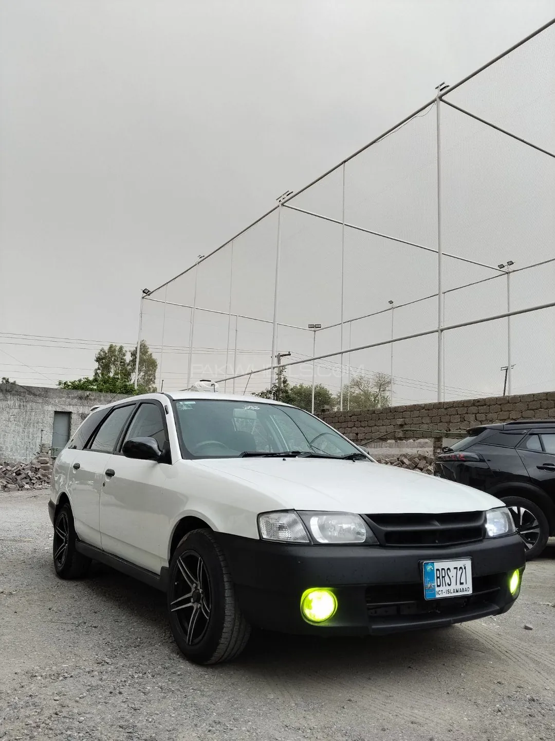 Nissan Ad Van