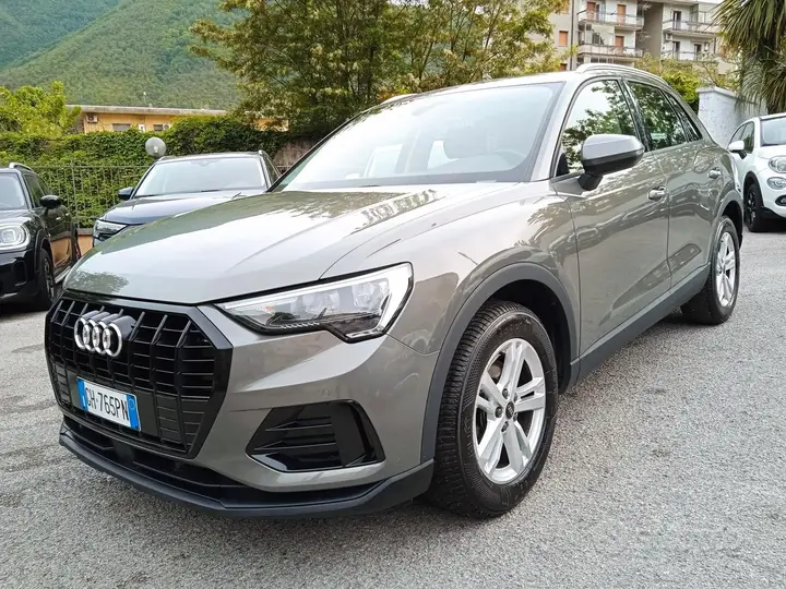 Audi Q3 2021 photo 3