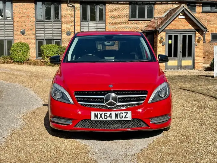 Mercedes-Benz B-Class 2014 photo 2