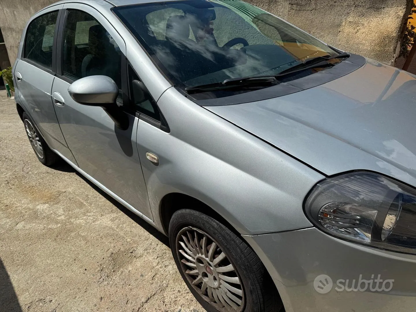 Fiat Grande Punto 2009 photo 3