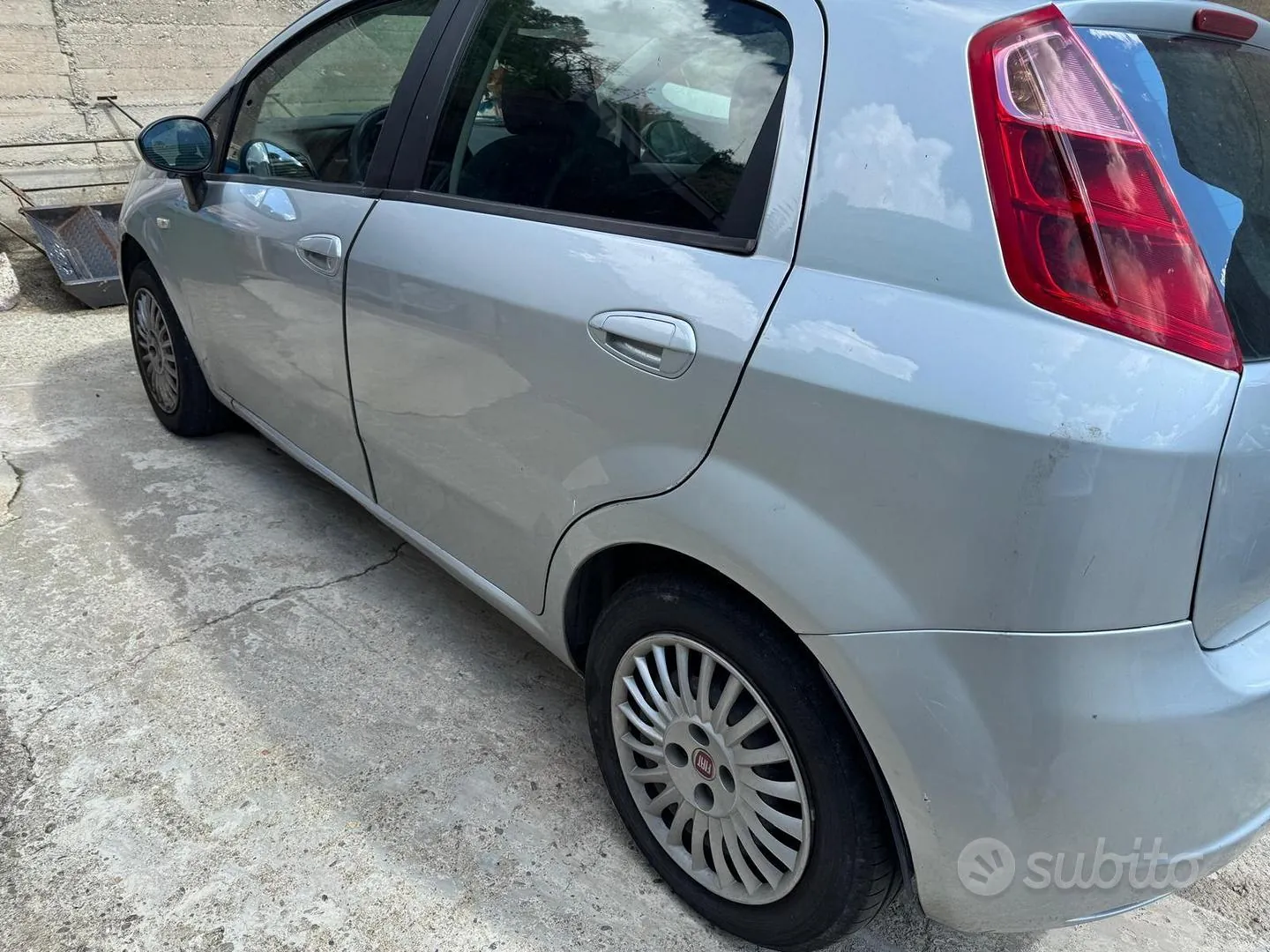 Fiat Grande Punto 2009 photo 5