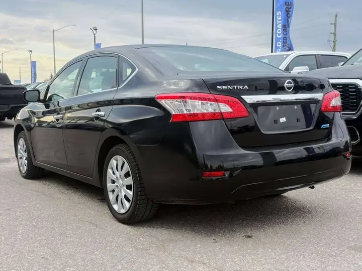 Nissan Sentra 2014 photo 2