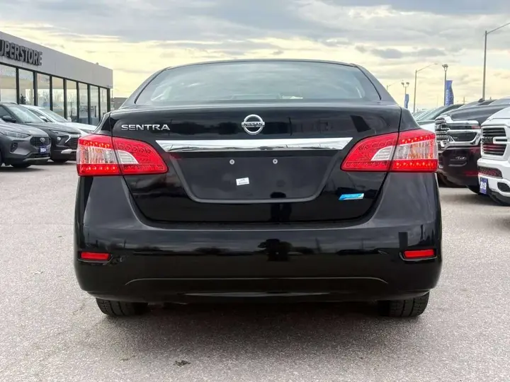 Nissan Sentra 2014 photo 3