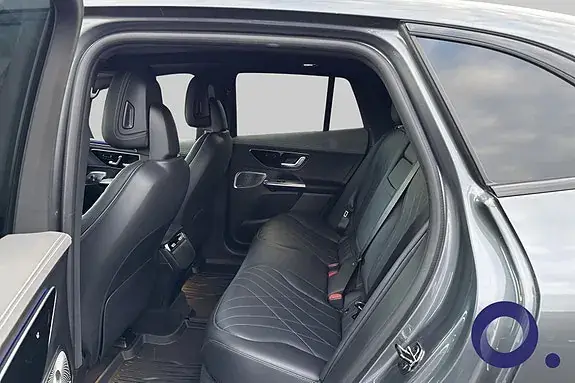 Mercedes-Benz Andre 2023 photo 3