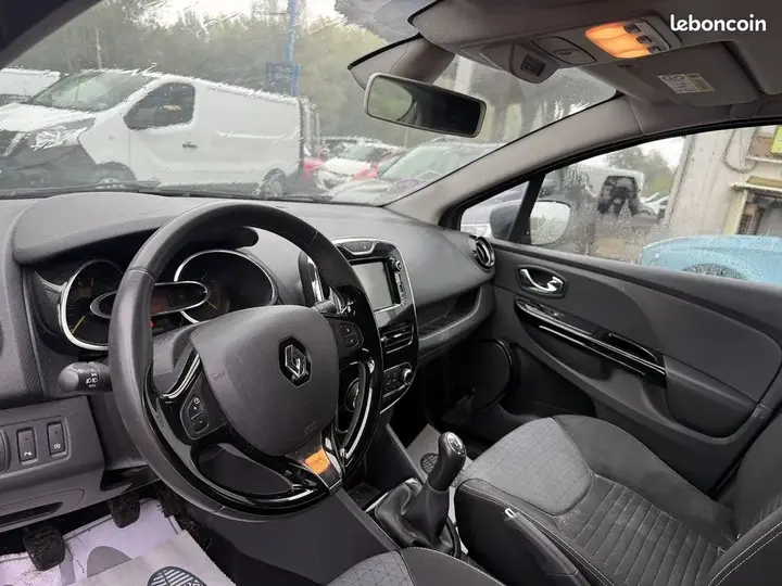 Renault Clio 2013 photo 3