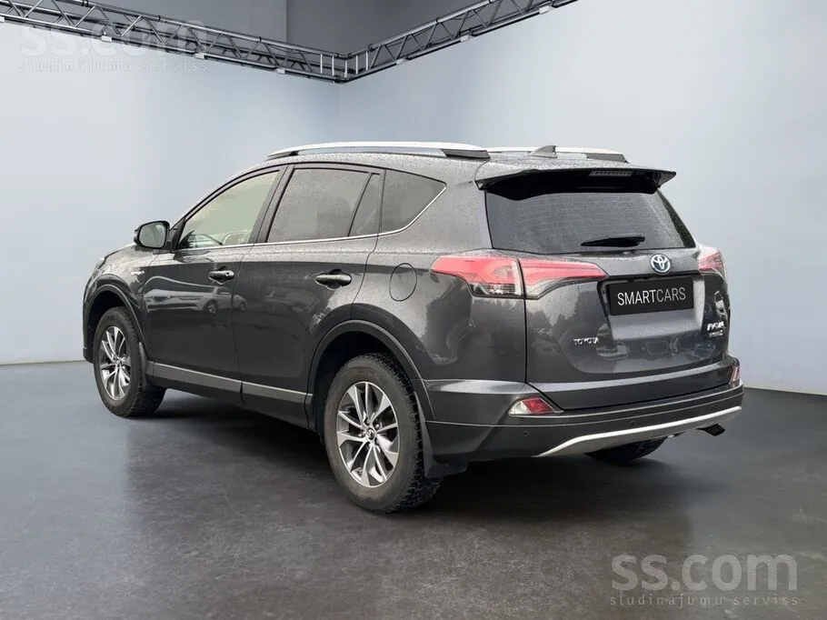 Toyota Rav4 2019 photo 3