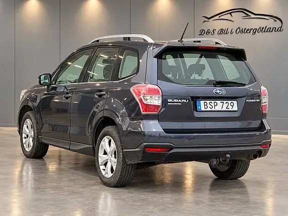 Subaru Forester 2015 photo 4