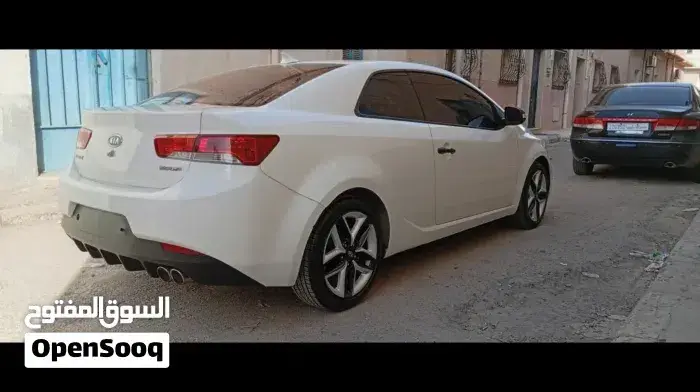 Kia Koup 2010 photo 2