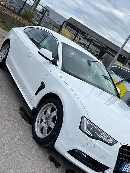Audi A5 2012 photo 5