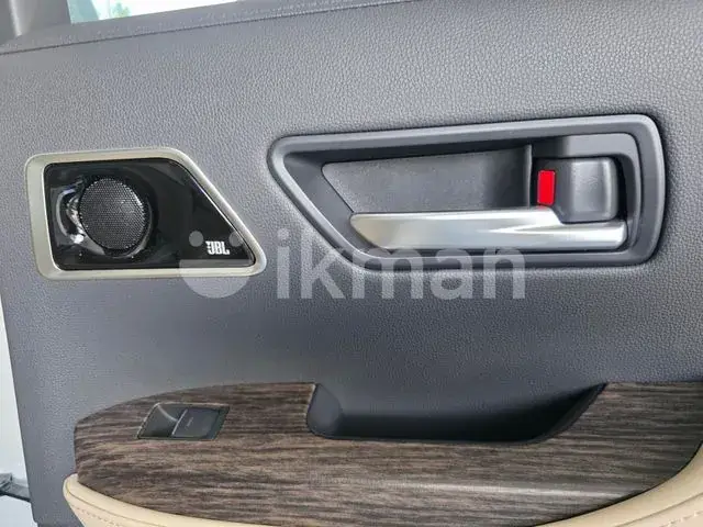 Toyota Land Cruiser 2023 photo 5